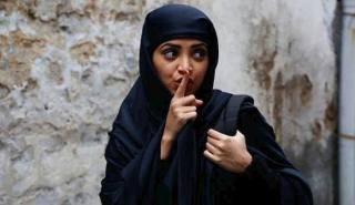 Ιράν: Γυναίκα καταδικάστηκε σε 74 μαστιγώσεις επειδή δεν φορούσε την ισλαμική μαντίλα