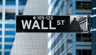 Γυρίζουν θετικά οι δείκτες στη Wall Street