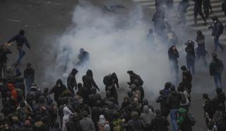Γαλλία: 3,5 εκατ. διαδηλωτές αναφέρει το συνδικάτο CGT, 1,08 εκατ. για το υπουργείο Εσωτερικών