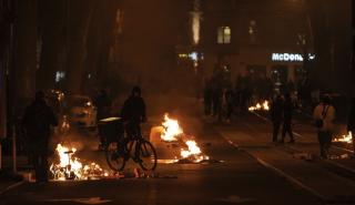 Γαλλία: Επεισόδια στο περιθώριο των διαδηλώσεων στη Νάντη και τη Ρεν