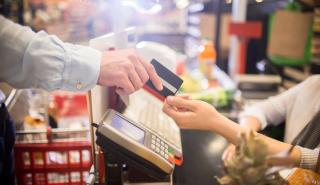 Βρετανία: Η κυβέρνηση θα ζητήσει τη συγκράτηση των τιμών λιανικής από τα σούπερ μάρκετ
