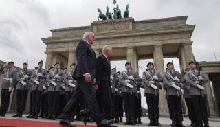 Γερμανία: Ο βασιλιάς Κάρολος Γ' και η επιχείρηση "γοητεία" των Γερμανών