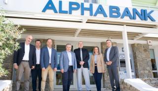 Alpha Bank: Άνω των 800 εκατ. ευρώ οι εκταμιεύσεις στον τουριστικό κλάδο της Ελλάδας το 2022