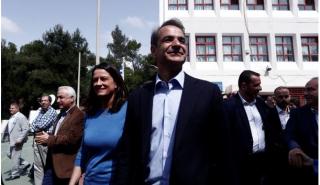 «Μεγάλη νίκη ΝΔ και Μητσοτάκη» - Οι εκλογές στην Ελλάδα με τα «μάτια» του γαλλικού Τύπου