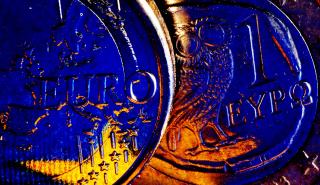 Ευρωβαρόμετρο: Θετικό αντίκτυπο στην οικονομία λόγω του ευρώ «βλέπουν» οι πολίτες εκτός Ευρωζώνης