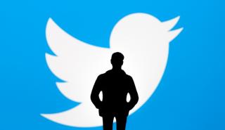 Ο Έλον Μασκ εξηγεί γιατί αφαιρεί το διάσημο λογότυπο του Twitter