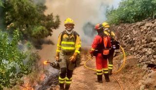 Ισπανία: Τουλάχιστον 800 άνθρωποι απομακρύνθηκαν από τα σπίτια τους λόγω πυρκαγιάς