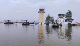 ΓΕΣ: Παροπλισμένα τα ελικόπτερα που πλημμύρισαν στο Στεφανοβίκειο