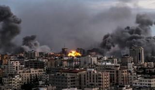 Βομβαρδισμοί και μάχες στη Λωρίδα της Γάζας - Μαζική έξοδος από τη Ράφα