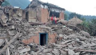 Νεπάλ: Νέες δονήσεις τρεις ημέρες μετά τον φονικό σεισμό