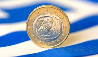 Υπεραπόδοση της Ελλάδας και βελτίωση των δημοσιονομικών βλέπει η Capital Economics