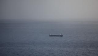 Υεμένη: Η στιγμή που το drone των Χούθι χτυπά το ελληνόκτητο πλοίο (vid)
