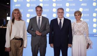 Ικανοποιημένος για τις εξαγωγές ο Κυριάκος - Ντέρμπι από 2η έως 4η θέση οι ευρωεκλογές - Το ισπανικό του ΠΑΣΟΚ