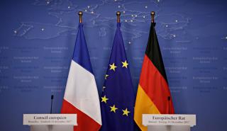 Bloomberg: Αλλοπρόσαλλη συμπεριφορά από Γαλλία και Γερμανία σε μια κρίσιμη στιγμή για την Ευρώπη