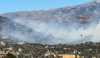 Χωρίς ενεργό μέτωπο η φωτιά στο Ρέθυμνο - Επιχειρούν 300 πυροσβέστες