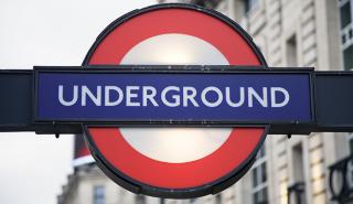 Λονδίνο: Σε υψηλό 10ετίας αυξάνονται τα εισιτήρια στα ΜΜΜ