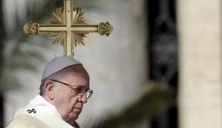Τέμπη: Ο Πάπας Φραγκίσκος «προσεύχεται για όλους όσους έπληξε η σιδηροδρομική τραγωδία»