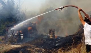 Ρόδος: Συνεχίζεται η μάχη για την κατάσβεση της φωτιάς σε δασική έκταση