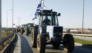 Αγρότες: Επιστρέφουν στα μπλόκα - Την Τρίτη πανελλαδική συνέλευση στη Λάρισα