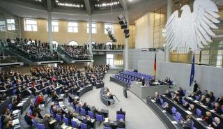 Πρώτη συνεδρίαση για την Bundestag με τη νέα σύνθεση