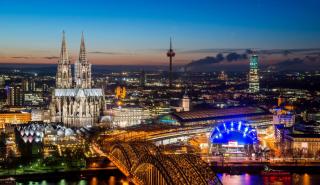 Γερμανία: Αισιοδοξία των εμπόρων για αύξηση της καταναλωτικής κίνησης τα Χριστούγεννα