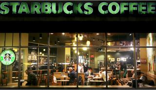 Starbucks: O Laxman Narasimhan ο νέος CEO - Αναλαμβάνει τον Απρίλιο