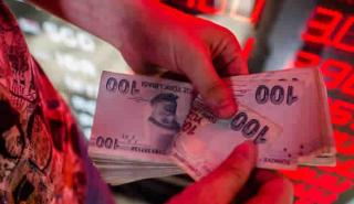 Υποτίμηση δίχως τέλος για το τουρκικό νόμισμα - Έως και 17 λίρες το 1 δολάριο