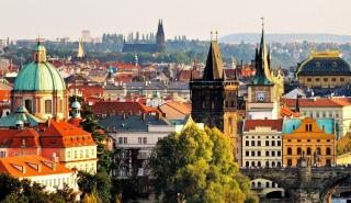 Τσεχία: Θέλει να εγγράψει στη νομοθεσία το στόχο του NATO για αμυντικές δαπάνες στο 2% του ΑΕΠ