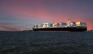 Ναυτιλία: Στα ύψη και πάλι οι τιμές μεταφοράς containers  λόγω Ερυθράς Θάλασσας 
