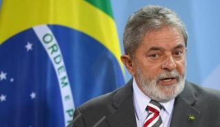 Βραζιλία: Μια μέρα αφού ορκίστηκε, ο πρόεδρος Λούλα παίρνει μέτρα για τα όπλα και τον Αμαζόνιο