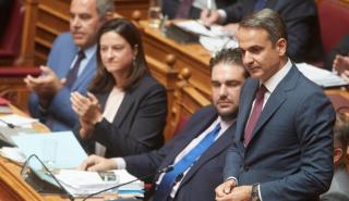 Γιατί αιφνιδίασε η κυβέρνηση με τις δύο τροπολογίες στη Βουλή - Αυξήθηκαν οι απολύσεις τον Ιούλιο