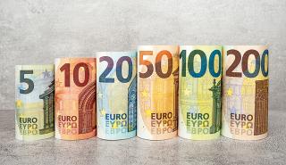Ευρωβαρόμετρο: Οκτώ στους δέκα Ευρωπαίους υποστηρίζουν το ευρώ