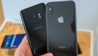 Την πρωτοκαθεδρία της Samsung στα smartphones απειλεί η Apple