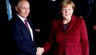 Συνάντηση κορυφής για την Ουκρανία επιθυμούν Μέρκελ - Πούτιν