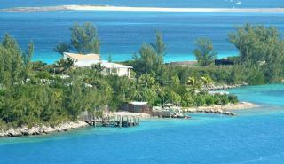 Airbnb: 5 τυχεροί θα πάνε 2 μήνες διακοπές στις Μπαχάμες