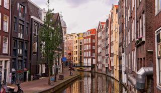 Το Άμστερνταμ διαγράφει χρέη των κατοίκων του