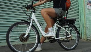 Ο ανταγωνιστής της Uber λανσάρει ηλεκτρικά ποδήλατα στο Παρίσι
