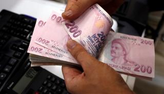 Capital Economics: Έρχεται μεγαλύτερη βουτιά για την τουρκική λίρα