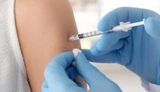 Παγώνη για εμβόλιο: Σίγουρη η τρίτη δόση για το 80%