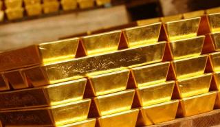 Νέες βαριές απώλειες καταγράφει ο χρυσός - Χαμηλώνει τον «πήχη» η Goldman Sachs