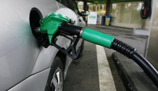 ΗΠΑ: Η μέση τιμή της βενζίνης ξεπέρασε τα 5 δολάρια το γαλόνι για πρώτη φορά