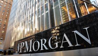 Πιθανή αλλαγή «κατηγορίας» για τις ελληνικές τράπεζες βλέπει η JP Morgan