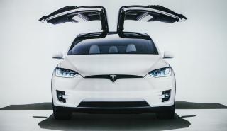 Συμφωνία της κινεζικής CATL με την Tesla για την προμήθεια μπαταριών ιόντων-λιθίου