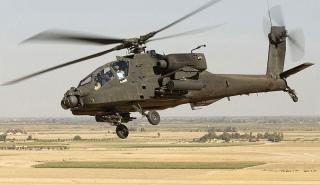 Οι ΗΠΑ εγκρίνουν την πώληση 96 επιθετικών ελικοπτέρων Apache στην Πολωνία