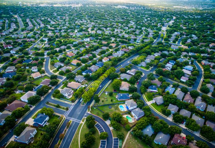 ΗΠΑ: Αύξηση στις πωλήσεις νέων σπιτιών τον Αύγουστο παρά τις τιμές-ρεκόρ