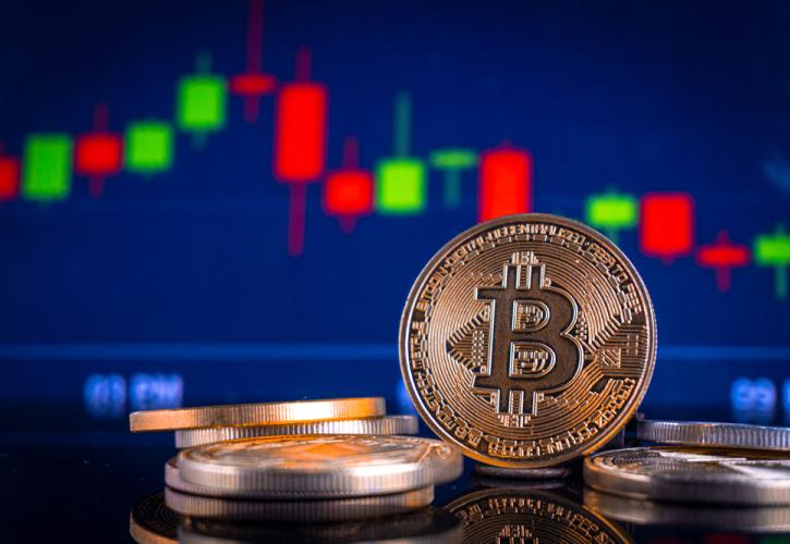 Bitcoin: Κοντά στα 60.000 δολάρια καθώς οι επενδυτές περιμένουν τα πρώτα αμερικανικά ETFs