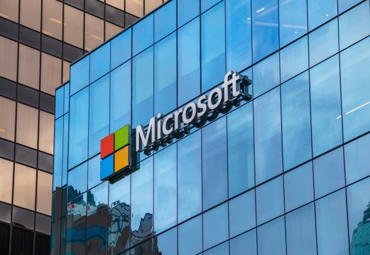 Microsoft: Πάνω από τις προβλέψεις κέρδη και έσοδα στο α' τρίμηνο - Ράλι 5% για τη μετοχή
