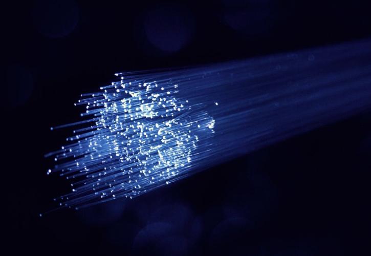 Super Fast Broadband: Φτάνει στο τέλος του το κουπόνι επιδότησης για συνδέσεις οπτικών ινών