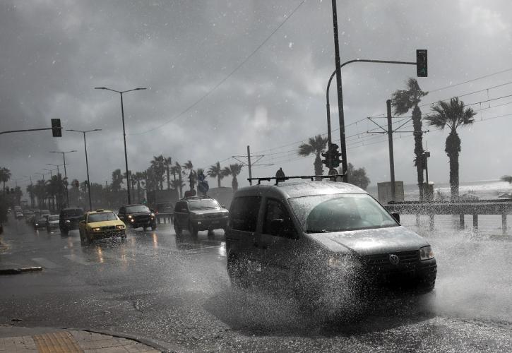Έκτακτο δελτίο επιδείνωσης καιρού: Ισχυρές βροχές και καταιγίδες στην κεντρική και νότια Ελλάδα