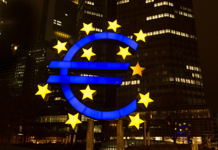 «Παράθυρο» Λέιν (ΕΚΤ) για μικρότερες αυξήσεις επιτοκίων τον Δεκέμβριο και το 2023